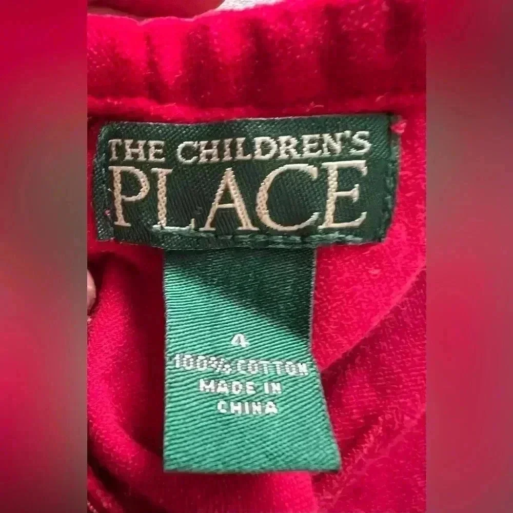 The Children’s Place | little girls velvet romper/dress. Size: 4.